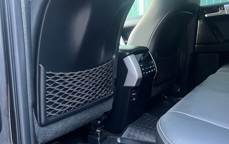 Toyota Land Cruiser Prado 150 рестайлинг 2, 2019 год, 6 000 000 рублей, 13 фотография