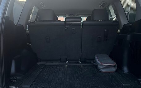 Toyota Land Cruiser Prado 150 рестайлинг 2, 2019 год, 6 000 000 рублей, 15 фотография