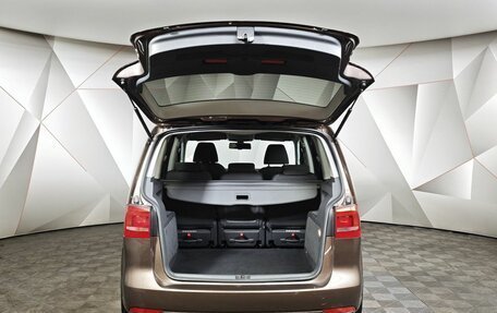 Volkswagen Touran III, 2012 год, 1 099 000 рублей, 11 фотография