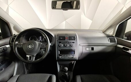 Volkswagen Touran III, 2012 год, 1 099 000 рублей, 13 фотография