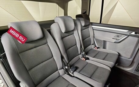 Volkswagen Touran III, 2012 год, 1 099 000 рублей, 16 фотография