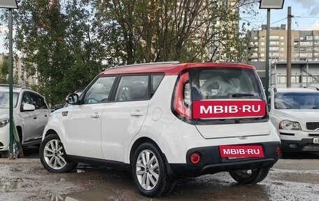 KIA Soul II рестайлинг, 2018 год, 1 109 000 рублей, 6 фотография