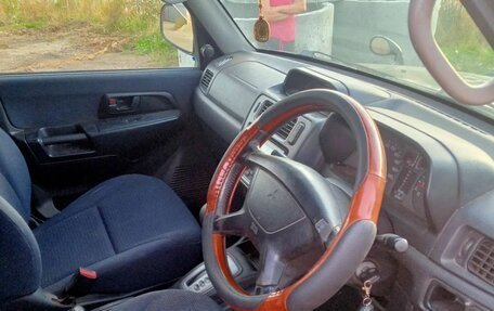 Mitsubishi Pajero iO, 2000 год, 650 000 рублей, 2 фотография