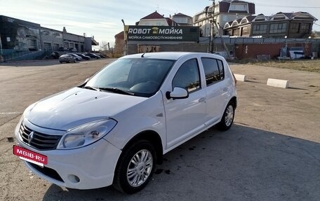 Renault Sandero I, 2013 год, 450 000 рублей, 4 фотография