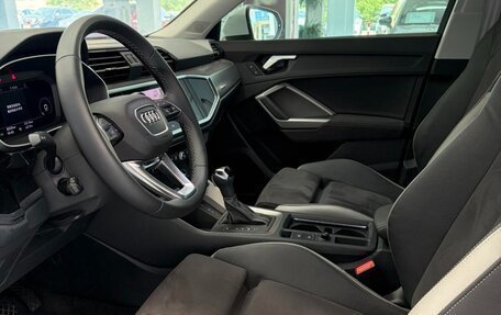 Audi Q3, 2023 год, 2 677 700 рублей, 10 фотография