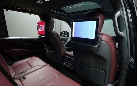 Lexus LX, 2025 год, 18 775 550 рублей, 28 фотография