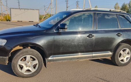 Volkswagen Touareg III, 2005 год, 545 000 рублей, 2 фотография