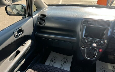 Honda Stream I рестайлинг, 2002 год, 599 000 рублей, 14 фотография