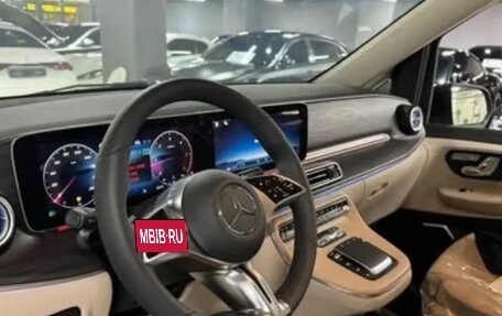 Mercedes-Benz V-Класс, 2025 год, 14 697 169 рублей, 4 фотография