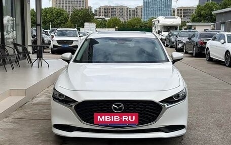 Mazda 3, 2023 год, 1 370 000 рублей, 2 фотография