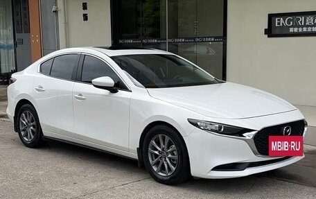 Mazda 3, 2023 год, 1 370 000 рублей, 4 фотография