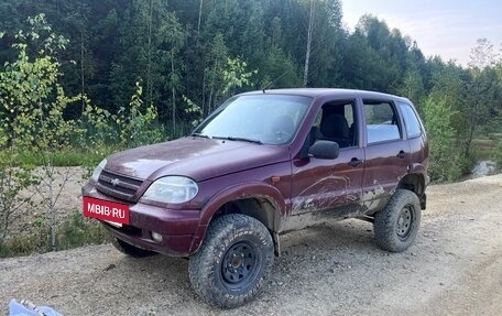 Chevrolet Niva I рестайлинг, 2005 год, 280 000 рублей, 3 фотография