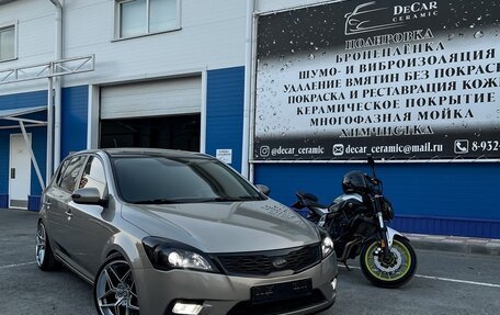 KIA cee'd I рестайлинг, 2010 год, 930 000 рублей, 2 фотография