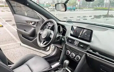 Mazda CX-4, 2023 год, 1 680 000 рублей, 17 фотография