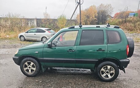 Chevrolet Niva I рестайлинг, 2005 год, 327 000 рублей, 2 фотография