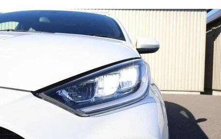 Toyota Yaris, 2022 год, 875 000 рублей, 15 фотография
