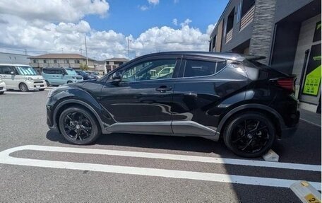 Toyota C-HR I рестайлинг, 2021 год, 1 600 000 рублей, 5 фотография