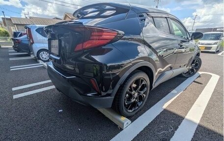Toyota C-HR I рестайлинг, 2021 год, 1 600 000 рублей, 3 фотография