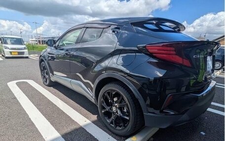 Toyota C-HR I рестайлинг, 2021 год, 1 600 000 рублей, 2 фотография