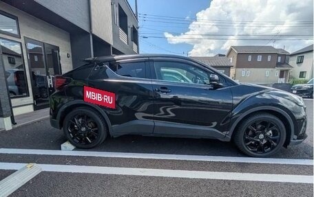 Toyota C-HR I рестайлинг, 2021 год, 1 600 000 рублей, 6 фотография