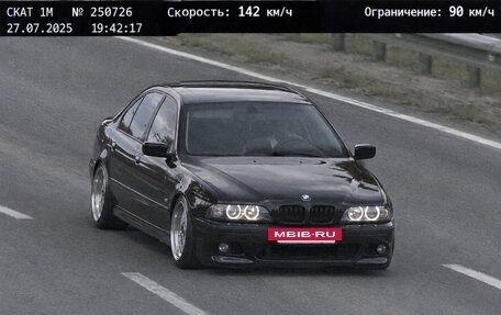 BMW 5 серия, 2001 год, 2 500 000 рублей, 2 фотография