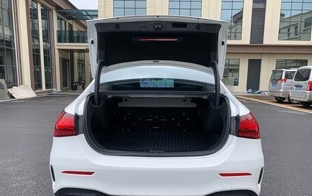 Mercedes-Benz A-Класс, 2023 год, 1 700 000 рублей, 6 фотография