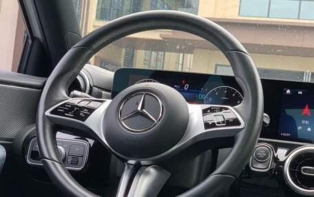 Mercedes-Benz A-Класс, 2023 год, 1 700 000 рублей, 14 фотография
