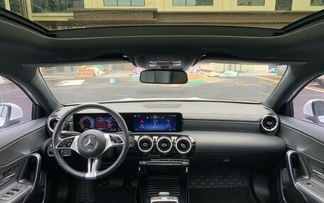 Mercedes-Benz A-Класс, 2023 год, 1 700 000 рублей, 18 фотография