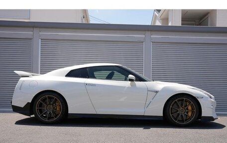 Nissan GT-R, 2025 год, 21 000 000 рублей, 3 фотография