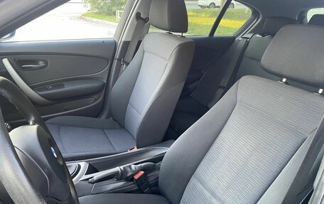 BMW 1 серия, 2009 год, 959 000 рублей, 22 фотография