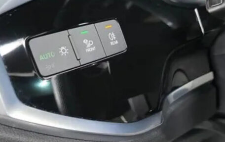 Audi Q3, 2023 год, 2 300 000 рублей, 19 фотография