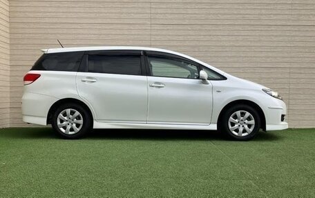 Toyota Wish II, 2011 год, 1 045 000 рублей, 5 фотография