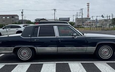Cadillac Fleetwood I, 1991 год, 7 100 000 рублей, 7 фотография