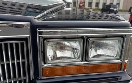 Cadillac Fleetwood I, 1991 год, 7 100 000 рублей, 6 фотография