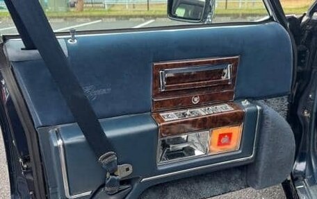 Cadillac Fleetwood I, 1991 год, 7 100 000 рублей, 29 фотография