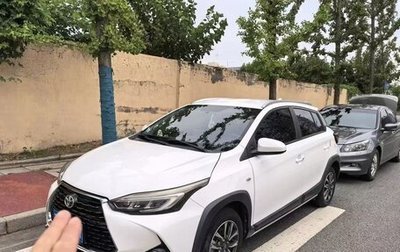 Toyota Yaris XP150 рестайлинг, 2022 год, 1 280 000 рублей, 1 фотография