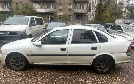 Opel Vectra B рестайлинг, 1997 год, 115 000 рублей, 2 фотография