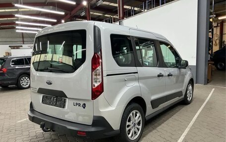 Ford Tourneo Connect II рестайлинг, 2022 год, 1 842 000 рублей, 4 фотография