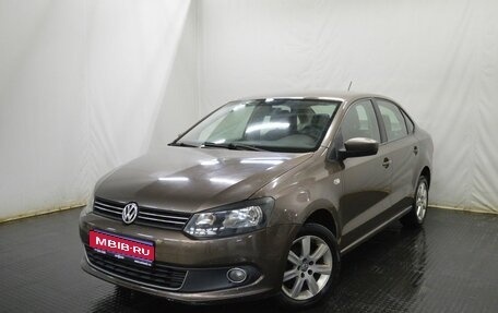 Volkswagen Polo VI (EU Market), 2015 год, 599 000 рублей, 1 фотография