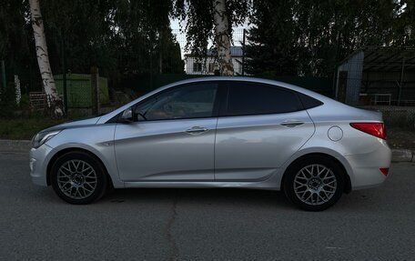 Hyundai Solaris II рестайлинг, 2016 год, 920 000 рублей, 3 фотография