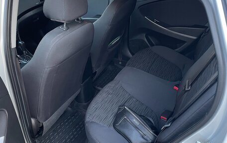 Hyundai Solaris II рестайлинг, 2016 год, 920 000 рублей, 11 фотография