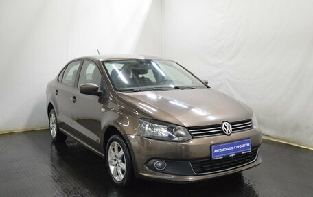 Volkswagen Polo VI (EU Market), 2015 год, 599 000 рублей, 3 фотография