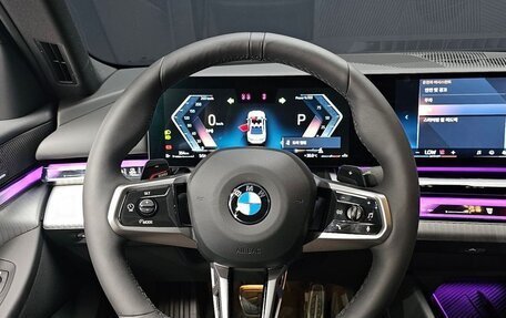 BMW 5 серия, 2025 год, 9 900 000 рублей, 16 фотография