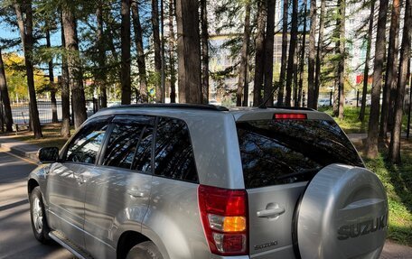 Suzuki Grand Vitara, 2011 год, 870 000 рублей, 3 фотография