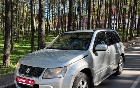 Suzuki Grand Vitara, 2011 год, 870 000 рублей, 2 фотография