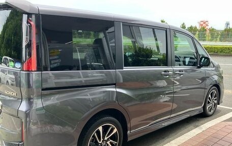 Honda Stepwgn IV, 2021 год, 2 038 000 рублей, 2 фотография