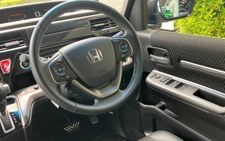 Honda Stepwgn IV, 2021 год, 2 038 000 рублей, 9 фотография