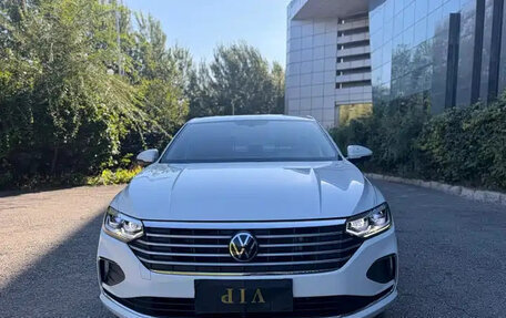 Volkswagen Lavida, 2022 год, 1 347 000 рублей, 2 фотография