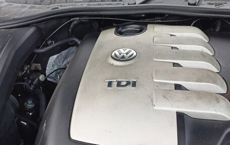 Volkswagen Touareg III, 2004 год, 750 000 рублей, 9 фотография