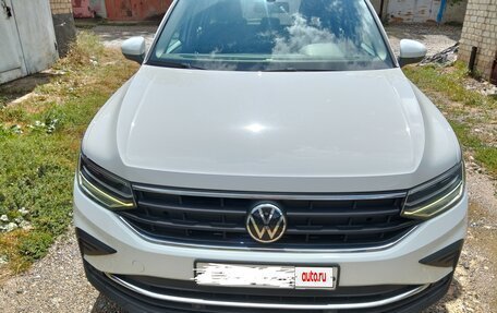 Volkswagen Tiguan II, 2020 год, 2 750 000 рублей, 11 фотография